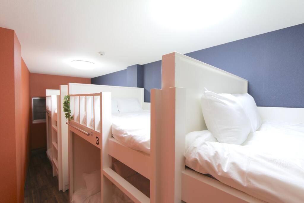 Guest House Eastwo 日本橋でんでんタウンまで徒歩4分の好立地 Osaka Eksteriør billede