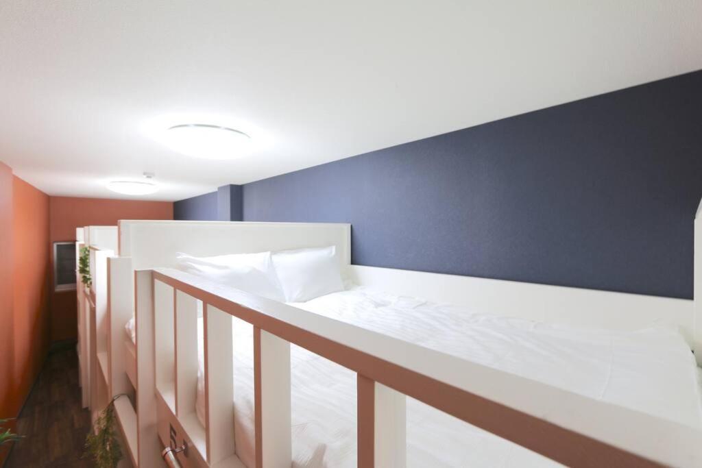 Guest House Eastwo 日本橋でんでんタウンまで徒歩4分の好立地 Osaka Eksteriør billede